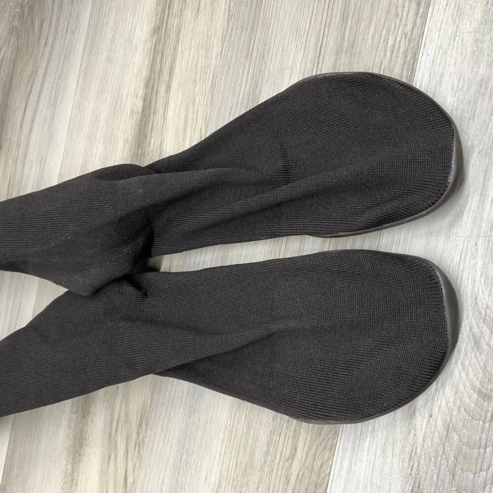 YZY PODS‎ Yeezy Pods Size 2 US 9-10.5 Brown YZYPODBRN  Kanye West YE